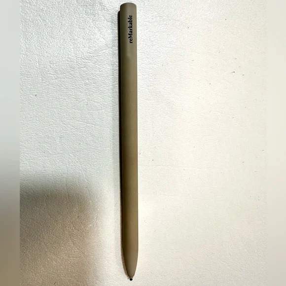 Remarkable 2 Great Condition with pen - Picture 3 of 8